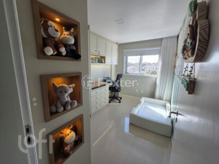Image 11 - 1037262