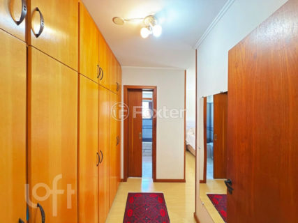Image 34 - 1037311