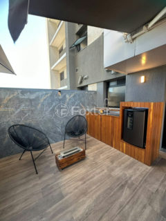 Image 4 - 1037313