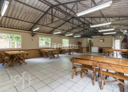 Image 35 - 1037332