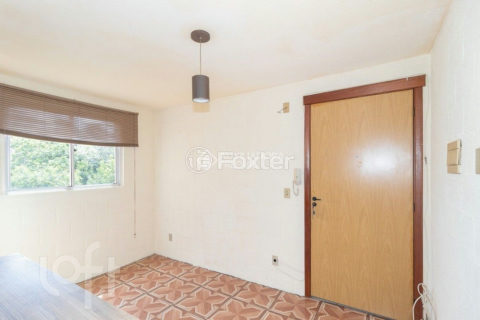 Image 37 - 1037332