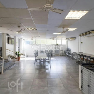 Image 20 - 1037363