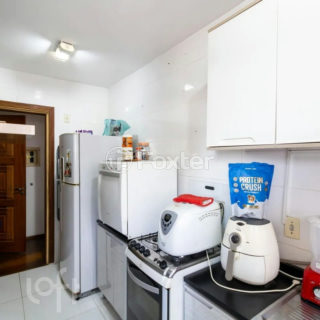 Image 22 - 1037363