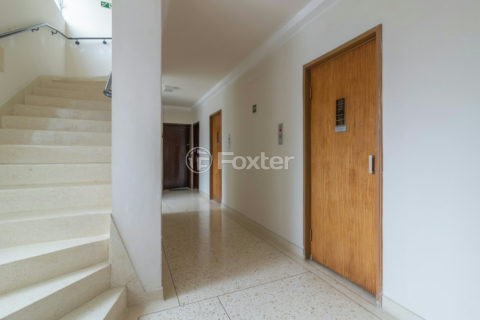 Image 57 - 1037365
