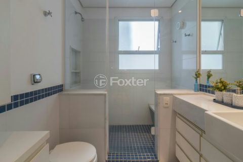 Image 35 - 1037365