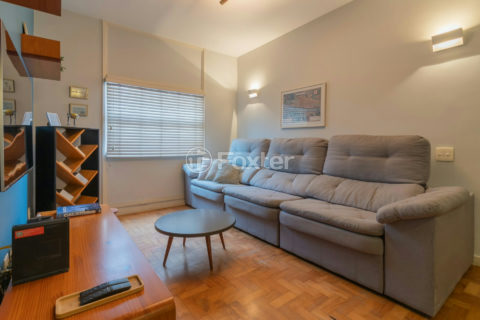 Image 42 - 1037365