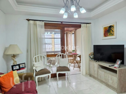 Image 2 - 1037392