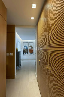 Image 80 - 1037393