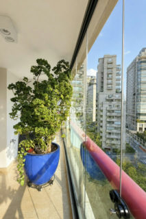 Image 16 - 1037393