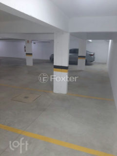 Image 9 - 1037396