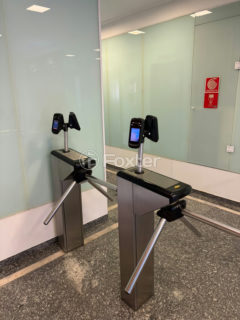 Image 1 - 1037404