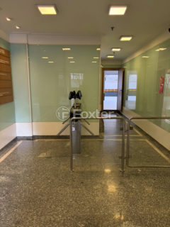 Image 0 - 1037404