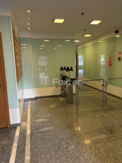Image 2 - 1037404