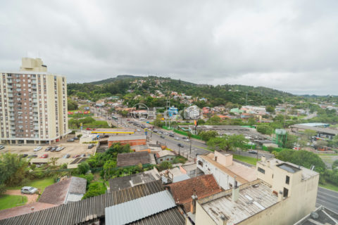 Image 9 - 1037406