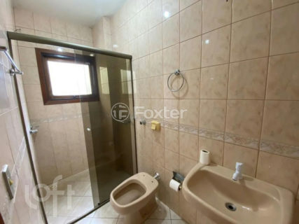 Image 7 - 1037414