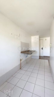 Image 33 - 1037417