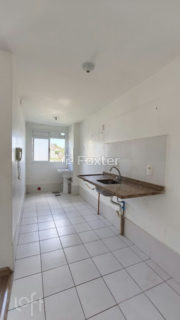 Image 32 - 1037417