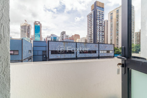 Image 8 - 1037422