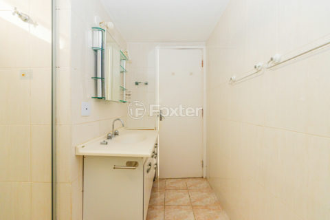 Image 21 - 1037424