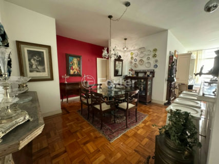 Image 4 - 1037427