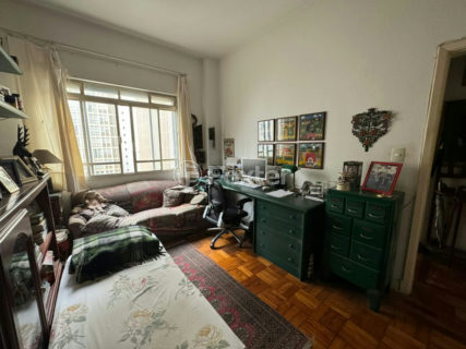 Image 6 - 1037427