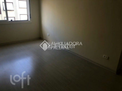Image 9 - 1037428