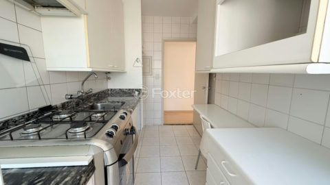 Image 9 - 1037436