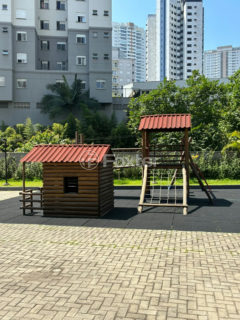 Image 14 - 1037442