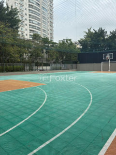 Image 16 - 1037442