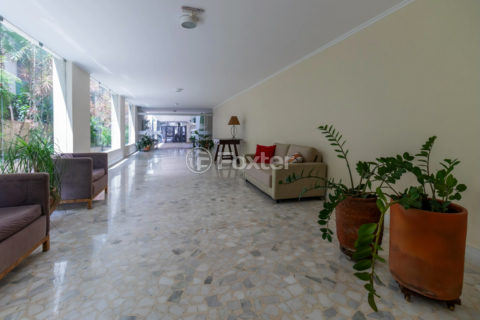 Image 58 - 1037444
