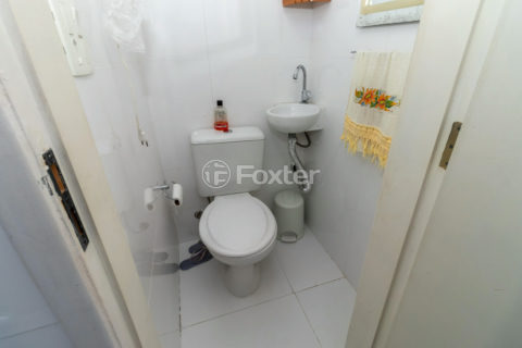 Image 44 - 1037444