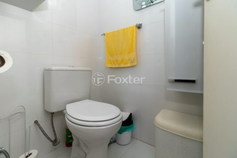 Image 31 - 1037444
