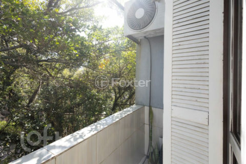 Image 21 - 1037455