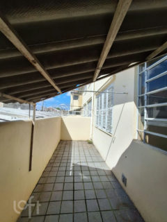 Image 31 - 1037477