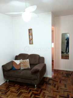 Image 4 - 1037491