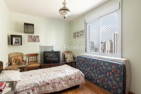 Image 7 - 1037519