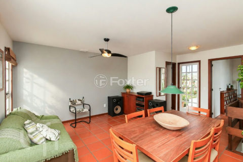 Image 33 - 1037522