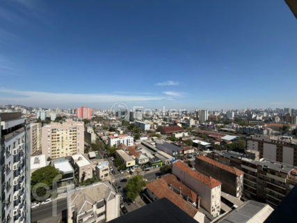 Image 18 - 1037581
