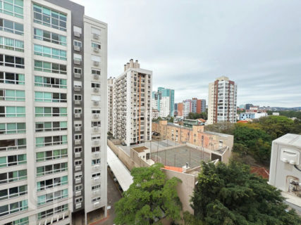 Image 9 - 1037626