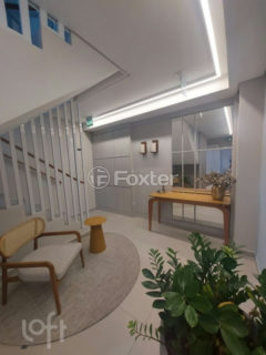 Image 24 - 1037633