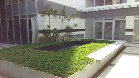 Image 7 - 1037635