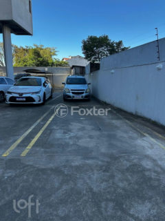Image 23 - 1037640