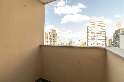 Image 4 - 1037647