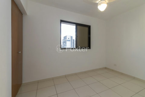 Image 9 - 1037647