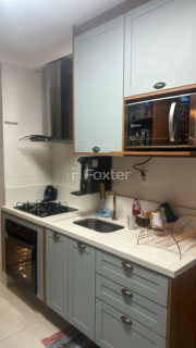 Image 4 - 1037653