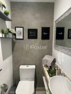 Image 9 - 1037653