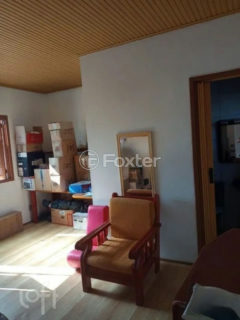 Image 13 - 1037657