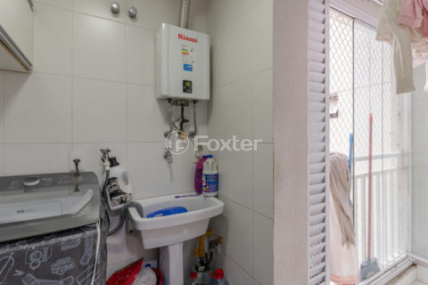 Image 37 - 1037659