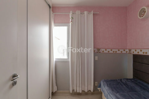 Image 18 - 1037659