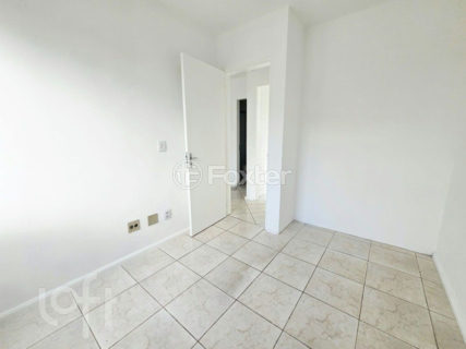 Image 5 - 1037664